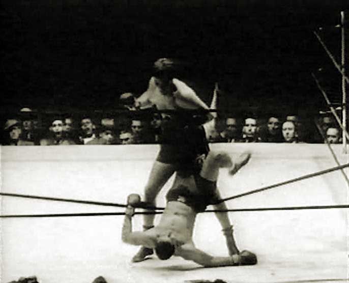 Joe Louis vs. Buddy Baer in 1941