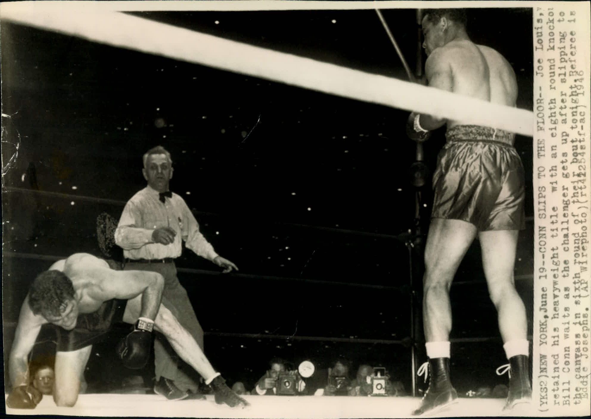 Joe Louis vs. Billy Conn on June 19, 1946 in New York (CLICK PHOTO TO VIEW FIGHT CLIP)