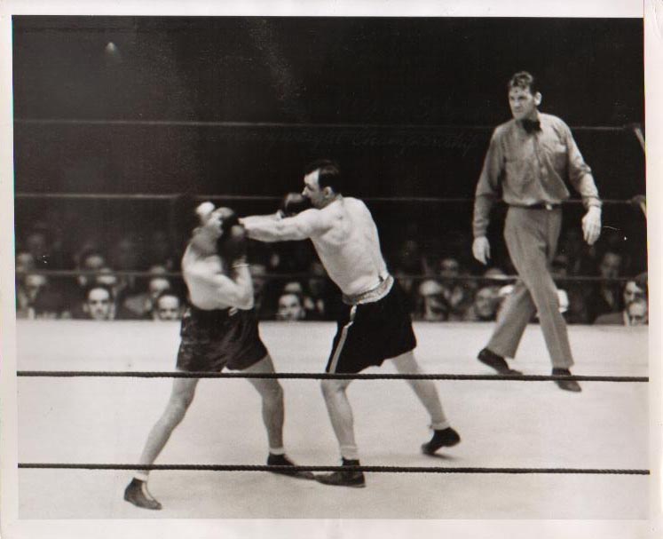 Sharke vs. Schmeling II in 1932 (CLICK PHOTO TO VIEW FIGHT CLIP)