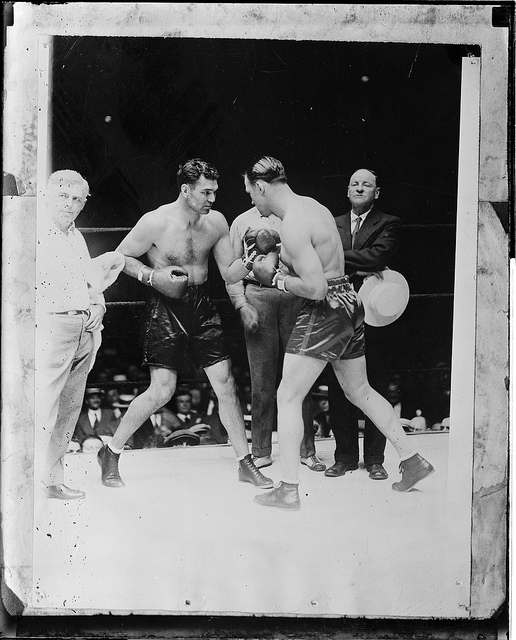 Jack Dempsey vs. jack Sharkey in 1927 (CLICK ON PHOTO TO VIEW FIGHT CLIP)