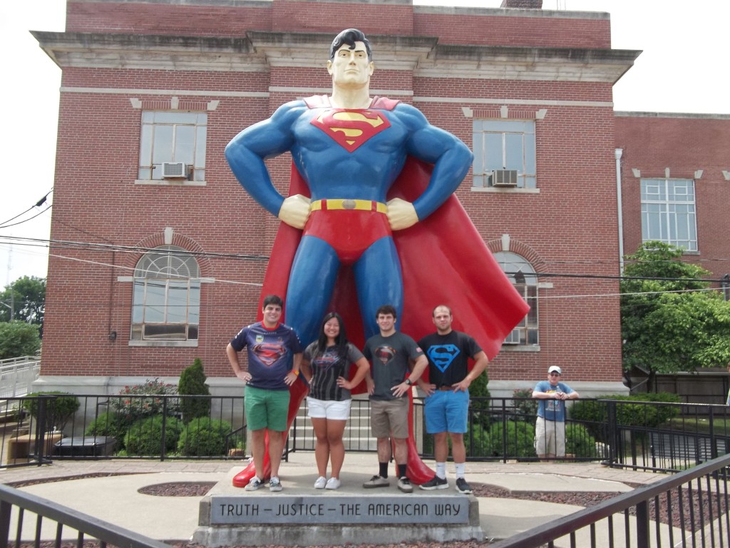 FFFFFFFFFSuper Fans at the Superman Statue