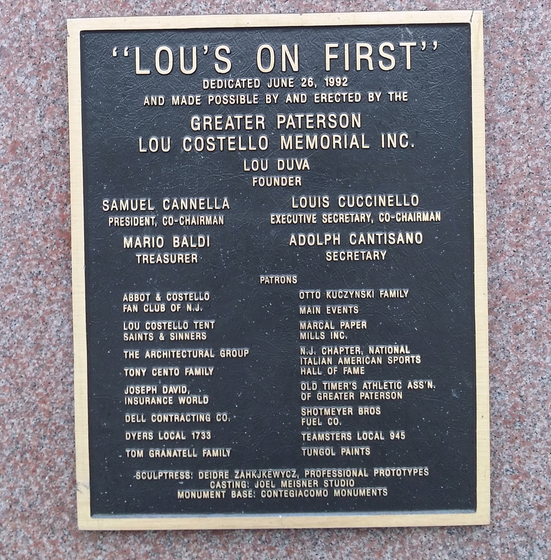 Lou Costello Statue foundation members (PHOTO BY ALEX RINALDI)