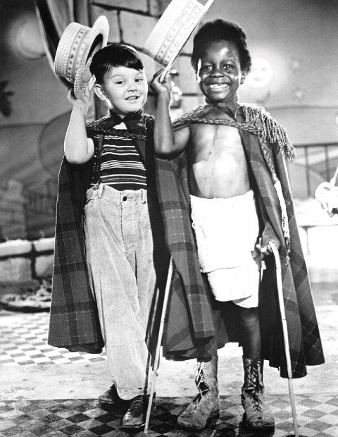 Buckwheat vs. Alfalfa. Little Rascals video fight. CLICK PHOTO TO SEE VIDEO OF FUNNY FIGHT)