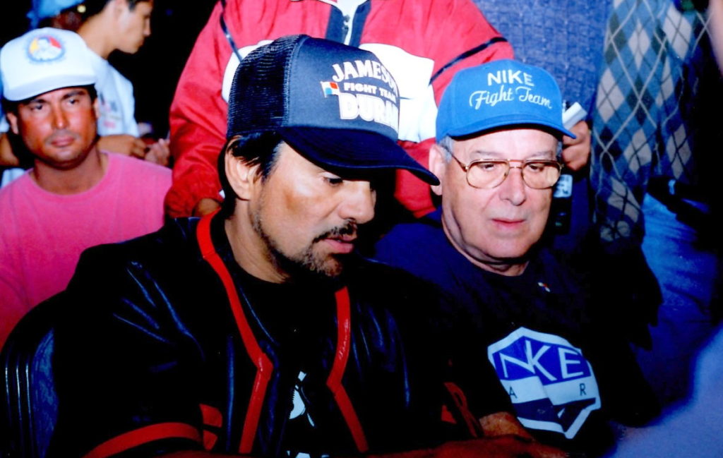 Roberto Duran in Las Vegas in 1998 before his bout with William Joppy.