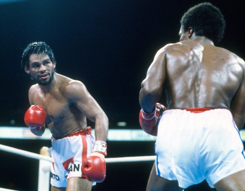 WBC Welterweight Title: Roberto Duran (R) in action vs Sugar Ray Leonard during fight at Olympic Stadium. Montreal, Canada 6/20/1980